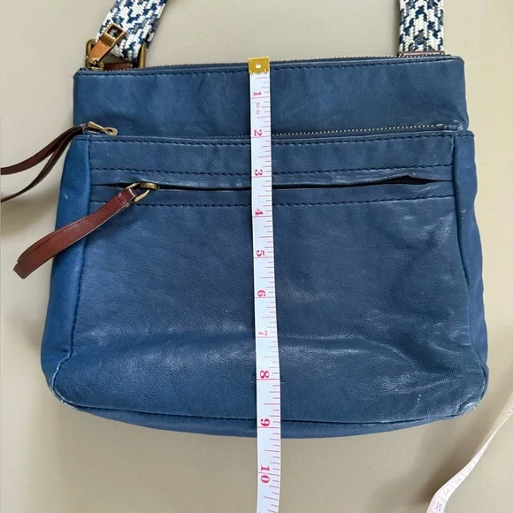 Fossil blue genuine leather crossbody bag with adjustable strap. Multi pocket - Picture 15 of 15